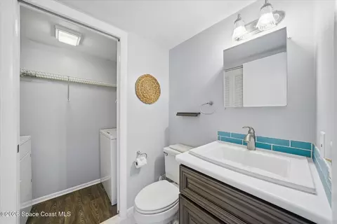 Bath - 2012 Dan Ct NE, Palm Bay, FL 32905 photo 1 of 3