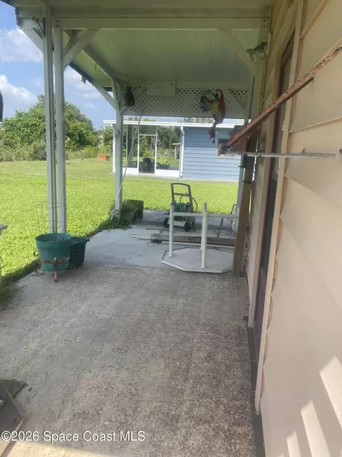 Exterior - 512 Lee Ct, Melbourne, FL 32904 photo 1 of 2