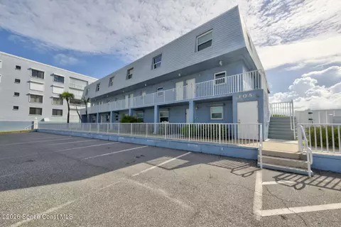 305 Jimmy Buffett Memorial Hwy #15, Satellite Beach, FL 32937