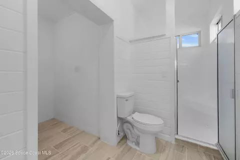 Bath - 2230 Sunset Ave, Indialantic, FL 32903 photo 1 of 6