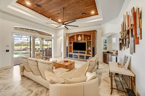 Living - 2882 Bellwind Cir, Rockledge, FL 32955 photo 2 of 5