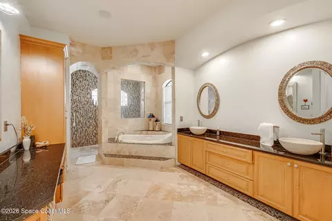 Bath - 2882 Bellwind Cir, Rockledge, FL 32955 photo 3 of 8