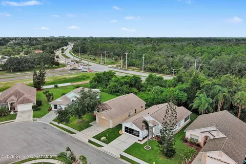 View/Area - 2476 Hidden Pine Ln NE, Palm Bay, FL 32905 photo 2 of 3