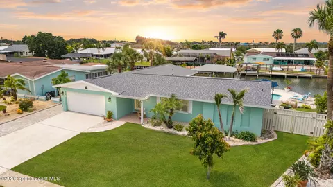380 Orion Ct, Merritt Island, FL 32953