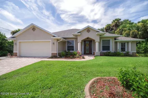266 La Gore St SW, Palm Bay, FL 32908