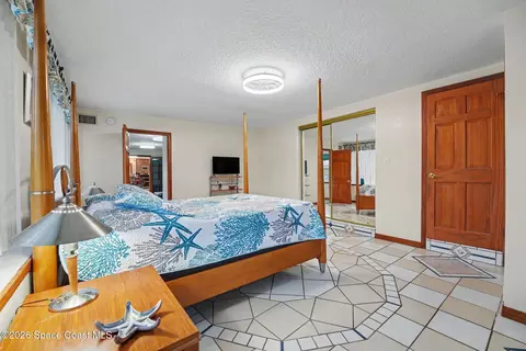 Bedroom - 459 Angelo Ln, Cocoa Beach, FL 32931 photo 3 of 7
