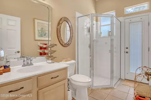 Bath - 394 Carmel Dr, Melbourne, FL 32940 photo 4 of 4