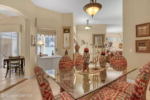Dining - 394 Carmel Dr, Melbourne, FL 32940 photo 3 of 3