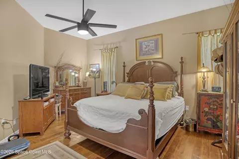 Bedroom - 394 Carmel Dr, Melbourne, FL 32940 photo 3 of 6
