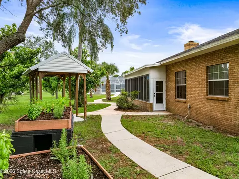 Exterior - 3347 Citation Way, Melbourne, FL 32935 photo 10 of 11