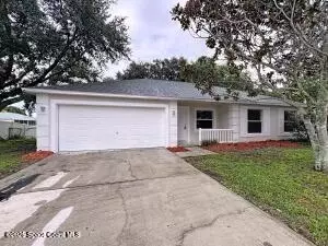 1582 Pentax Ave, Titusville, FL 32796