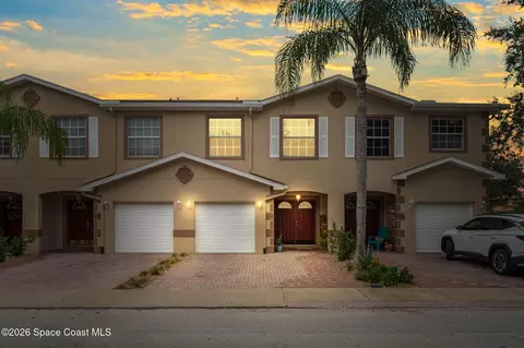 202 King Neptune Ln, Cape Canaveral, FL 32920