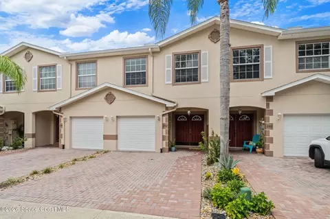 202 King Neptune Ln, Cape Canaveral, FL 32920