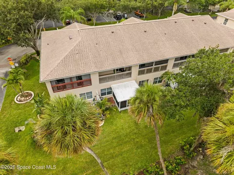 202 King Neptune Ln, Cape Canaveral, FL 32920