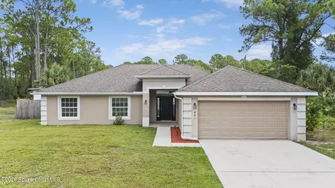 441 San Luis St SW, Palm Bay, FL 32908