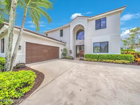 6347 Shadow Tree Ln, Lake Worth, FL 33467