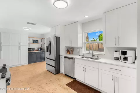 Kitchen - 36 Madison Cir, Rockledge, FL 32955 photo 2 of 5