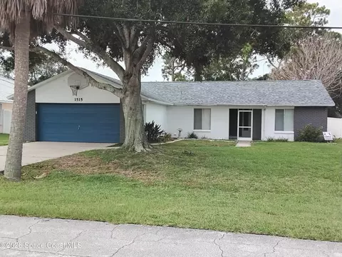 1515 Carmen St, Merritt Island, FL 32952