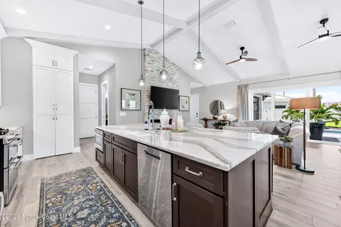 Kitchen - 195 First Light Cir, Cocoa, FL 32922 photo 2 of 4