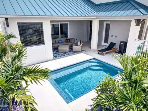 Exterior - 195 First Light Cir, Cocoa, FL 32922 photo 10 of 12
