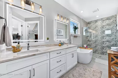 Bath - 195 First Light Cir, Cocoa, FL 32922 photo 1 of 4