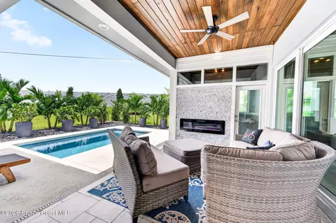 Exterior - 195 First Light Cir, Cocoa, FL 32922 photo 7 of 12
