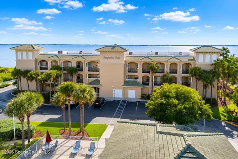 2001 Julep Dr #201, Cocoa Beach, FL 32931