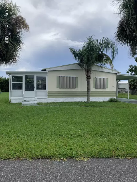 931 Spruce St, Barefoot Bay, FL 32976