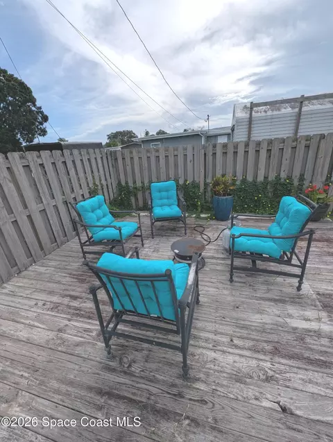 Exterior - 811 Cronin Ave, Melbourne, FL 32935 photo 3 of 4