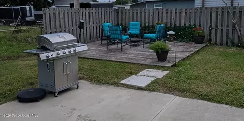 Exterior - 811 Cronin Ave, Melbourne, FL 32935 photo 1 of 4