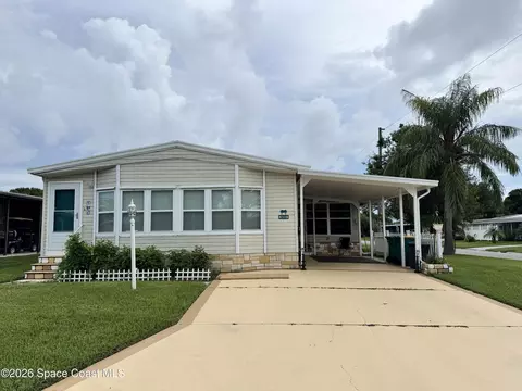 600 N Dolphin Cir, Barefoot Bay, FL 32976