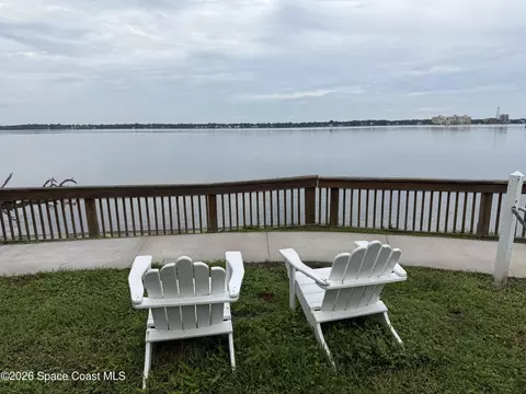225 S Tropical Trl #207, Merritt Island, FL 32952