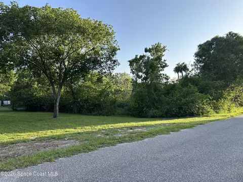435 Gails Way, Merritt Island, FL 32953