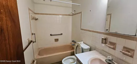 Bath - 2225 Catawba Dr, Cocoa, FL 32926 photo 1 of 2