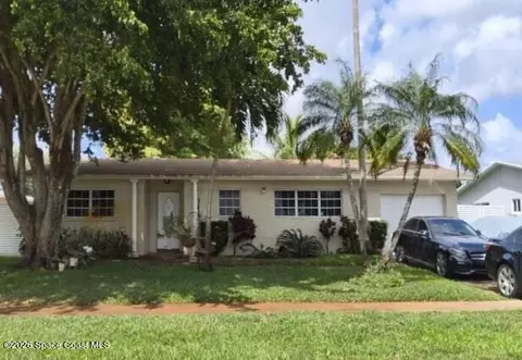 2100 NW 105th Ter, Pembroke Pines, FL 33024
