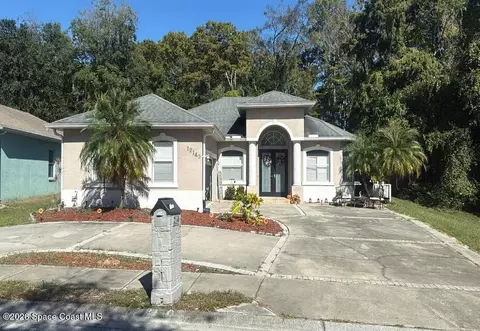 12140 Hunters Lake Dr, New Port Richey, FL 34654