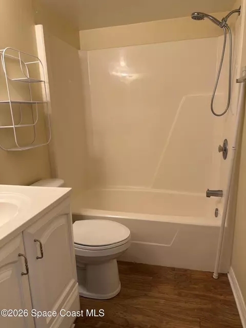 Bath - 1720 Murrell Rd #101, Rockledge, FL 32955 photo 1 of 2