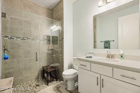 Bath - 1740 Indria Ln, Malabar, FL 32950 photo 3 of 5