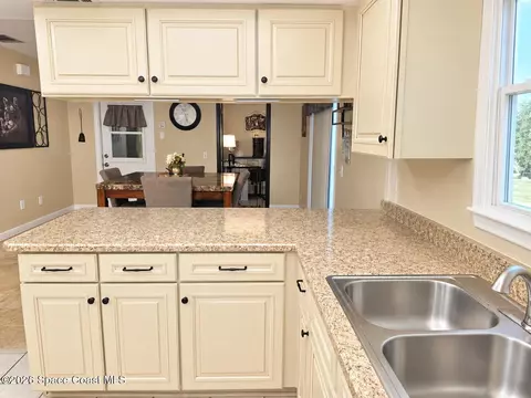 Kitchen - 822 Berkshire Dr, Rockledge, FL 32955 photo 2 of 2