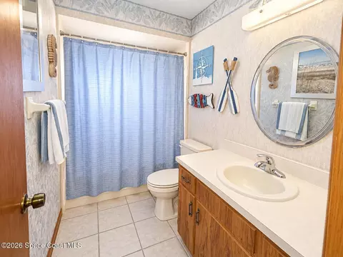 Bath - 822 Berkshire Dr, Rockledge, FL 32955 photo 3 of 3