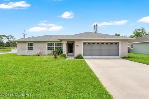 2225 Maryland Ave, Titusville, FL 32796