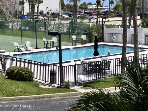 2090 N Atlantic Ave #202, Cocoa Beach, FL 32931