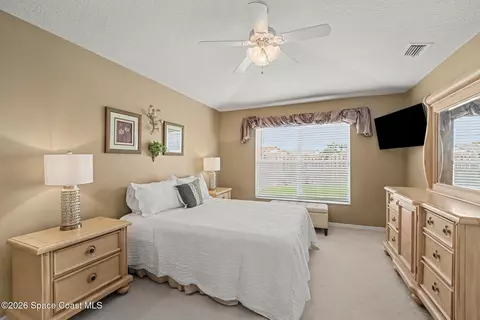 Bedroom - 8514 Ivanhoe Dr, Melbourne, FL 32940 photo 2 of 5