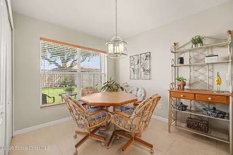 Dining - 8514 Ivanhoe Dr, Melbourne, FL 32940 photo 3 of 3