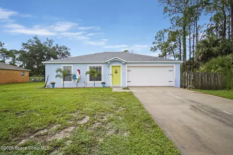 1012 Thompson Rd SW, Palm Bay, FL 32908