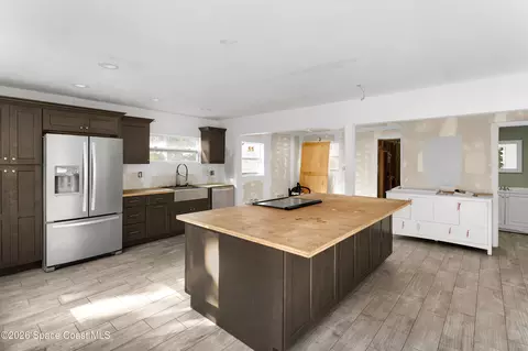 Kitchen - 4380 Pine St, Cocoa, FL 32926 photo 1 of 1
