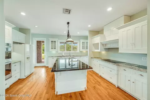 Kitchen - 2326 Holder Rd, Mims, FL 32754 photo 3 of 6
