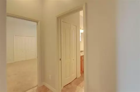 Entry Way - 1185 Dromin Ln, Melbourne, FL 32940 photo 5 of 6