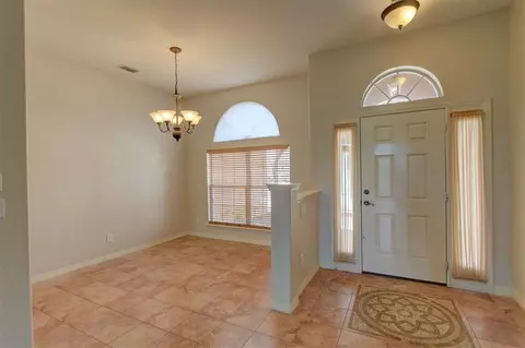 Entry Way - 1185 Dromin Ln, Melbourne, FL 32940 photo 2 of 6