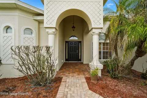 Exterior - 1185 Dromin Ln, Melbourne, FL 32940 photo 1 of 12